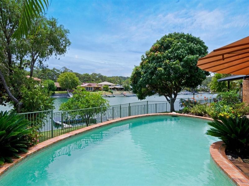 16 Kingfish Court, Palm Beach QLD 4221