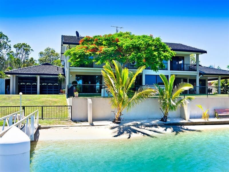 160 Tallebudgera Drive, Palm Beach QLD 4221
