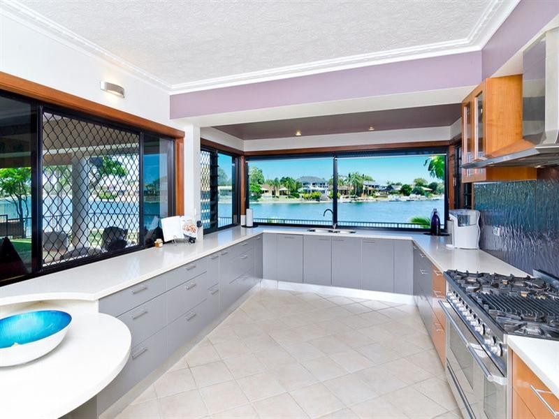 160 Tallebudgera Drive, Palm Beach QLD 4221