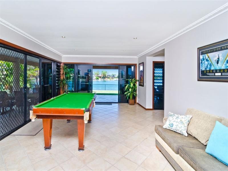 160 Tallebudgera Drive, Palm Beach QLD 4221