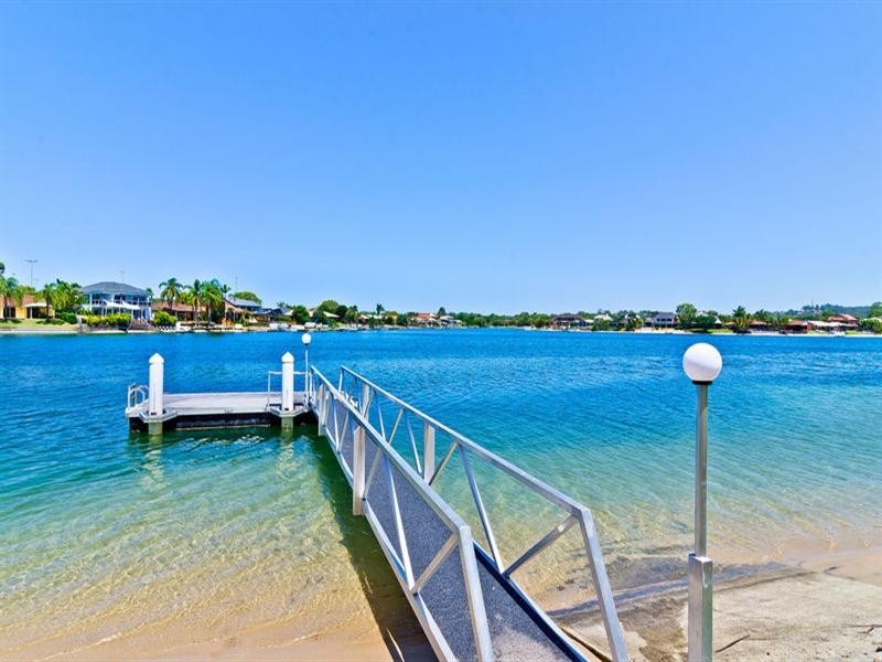 160 Tallebudgera Drive, Palm Beach QLD 4221