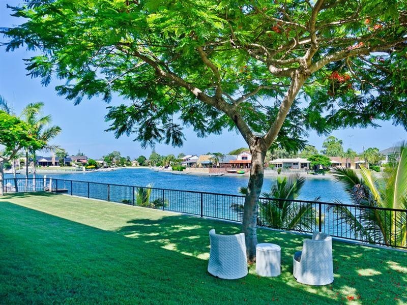 160 Tallebudgera Drive, Palm Beach QLD 4221