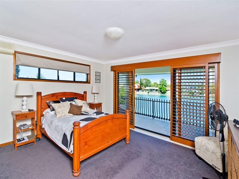 160 Tallebudgera Drive, Palm Beach QLD 4221