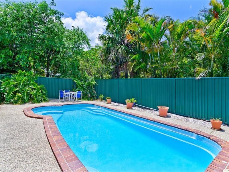 187 K P McGrath Drive, Elanora QLD 4221