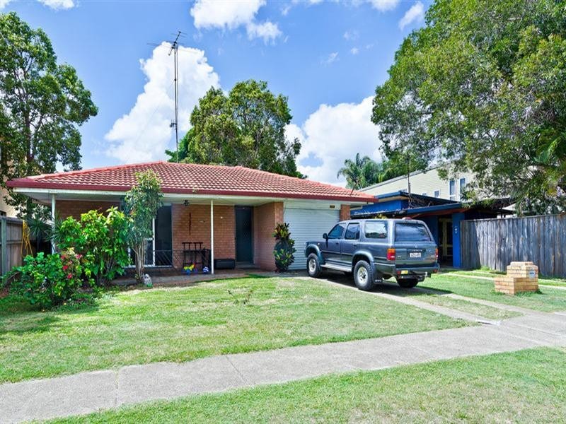 64 Palm Beach Avenue, Palm Beach QLD 4221