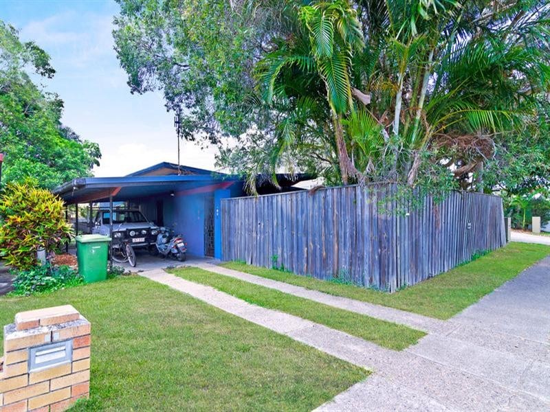 66 Palm Beach Avenue, Palm Beach QLD 4221