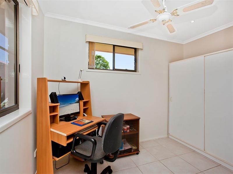 11 Kurrajong Court, Palm Beach QLD 4221