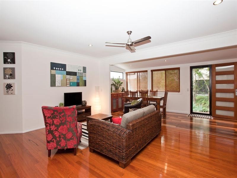 12 Casey Close, Currumbin Waters QLD 4223