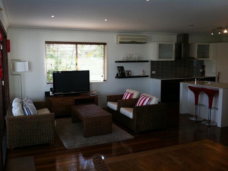 46 Twelfth Avenue, Palm Beach QLD 4221