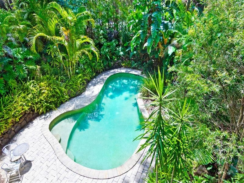 13 Cheshire Grove, Elanora QLD 4221