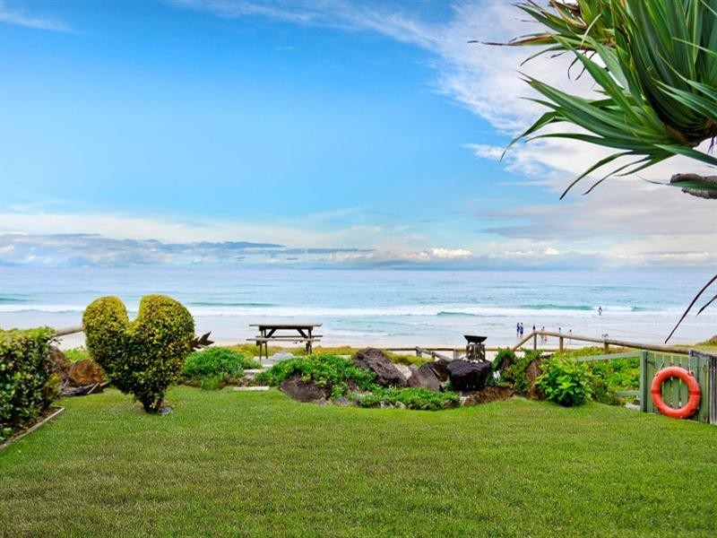 265 Jefferson Lane, Palm Beach QLD 4221