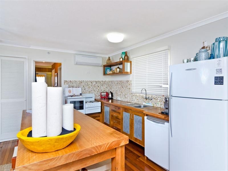 265 Jefferson Lane, Palm Beach QLD 4221