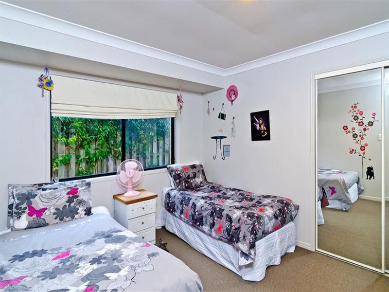 9 Baekea Drive, Elanora QLD 4221