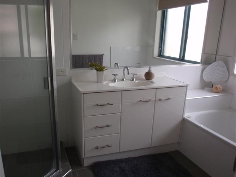 15 Gannet Street, Burleigh Waters QLD 4220