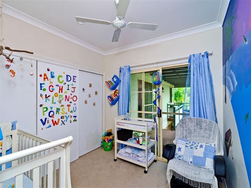 8 Raleigh Terrace, Currumbin Waters QLD 4223