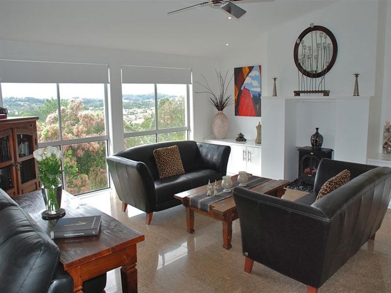 22 Doubleview Drive, Elanora QLD 4221