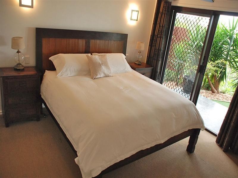 22 Doubleview Drive, Elanora QLD 4221