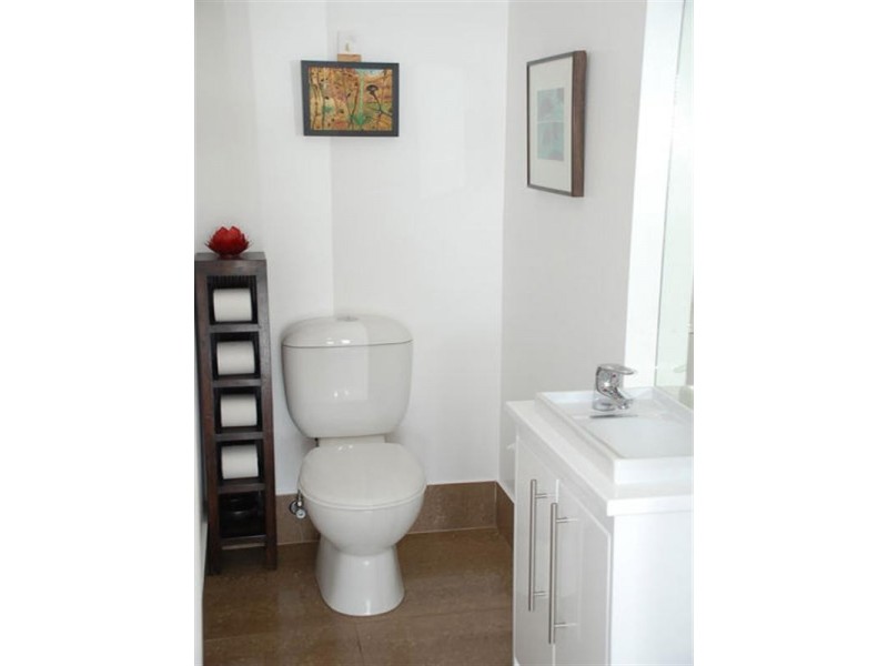 22 Doubleview Drive, Elanora QLD 4221