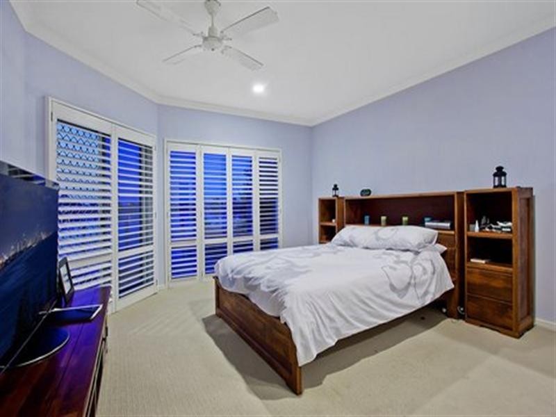 17 Acron Street, Elanora QLD 4221