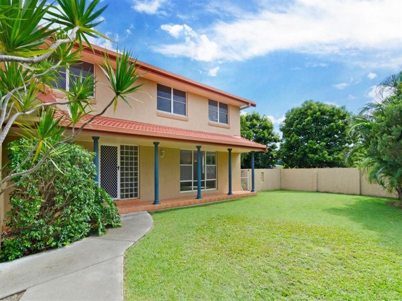10 Melaleuca Drive, Palm Beach QLD 4221