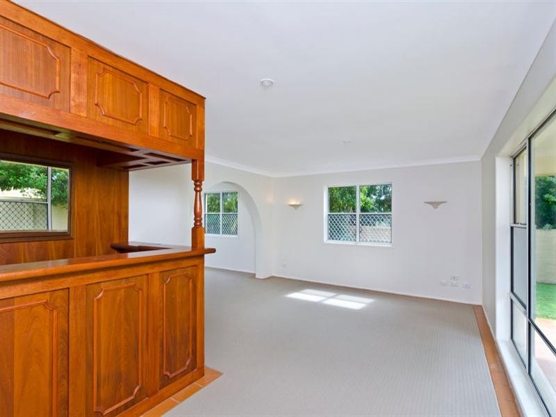 10 Melaleuca Drive, Palm Beach QLD 4221