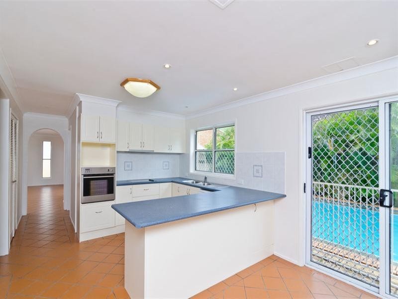 10 Melaleuca Drive, Palm Beach QLD 4221