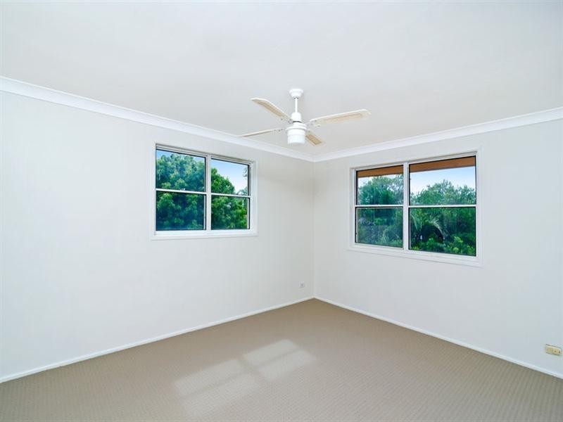 10 Melaleuca Drive, Palm Beach QLD 4221