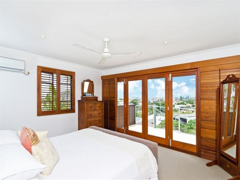 12 Singh Street, Tugun QLD 4224