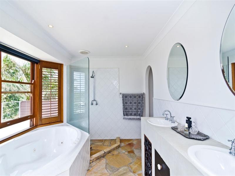 12 Singh Street, Tugun QLD 4224