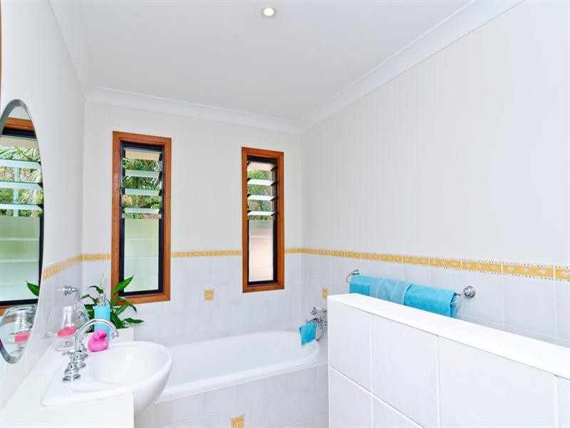 12 Singh Street, Tugun QLD 4224