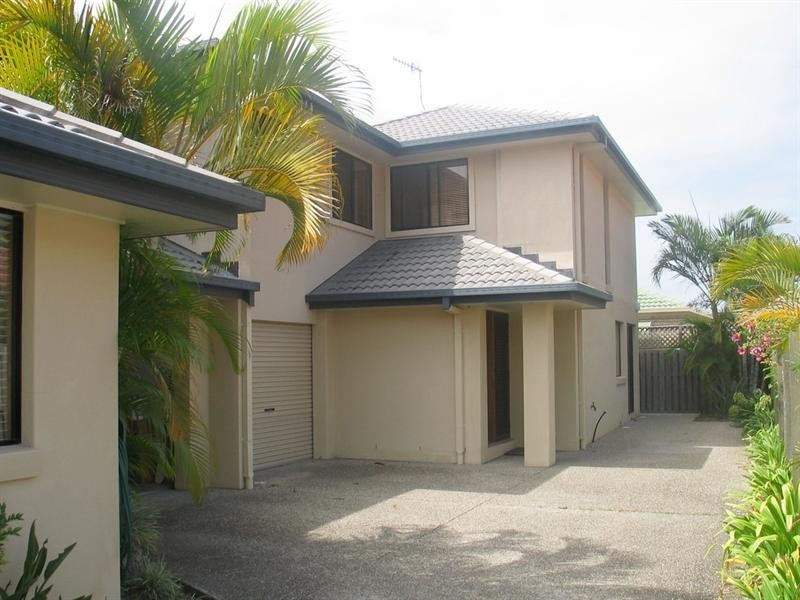 2/21 Keegan Circuit, Currumbin Waters QLD 4223