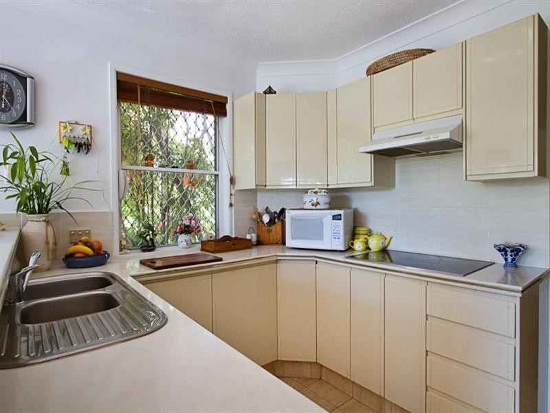 13/2-10 Coolgardie Street, Elanora QLD 4221