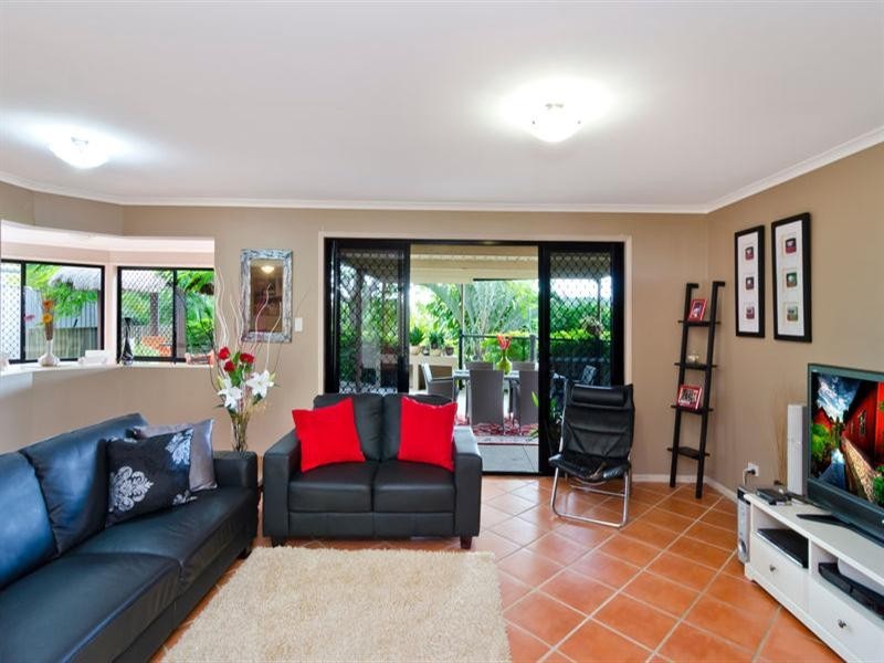 5 Casey Close, Currumbin Waters QLD 4223