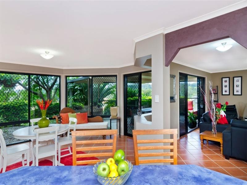 5 Casey Close, Currumbin Waters QLD 4223