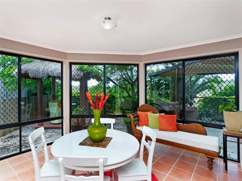5 Casey Close, Currumbin Waters QLD 4223