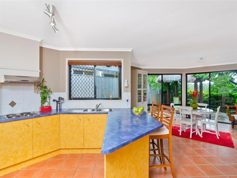 5 Casey Close, Currumbin Waters QLD 4223