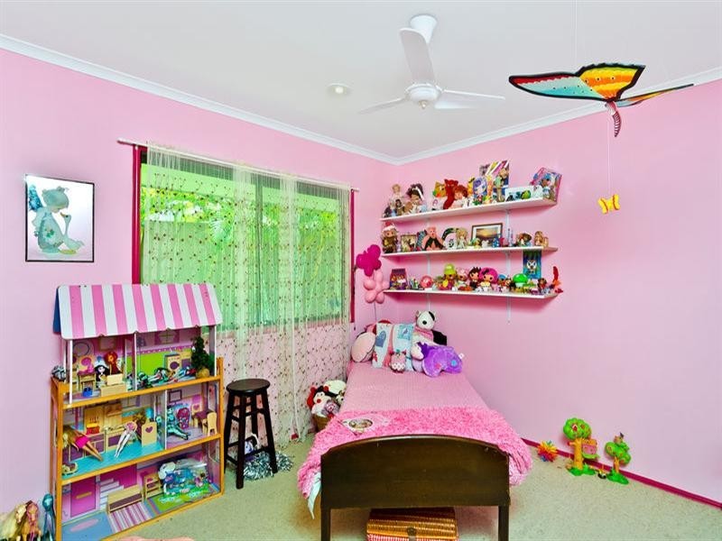 4 Ballidu Close, Elanora QLD 4221