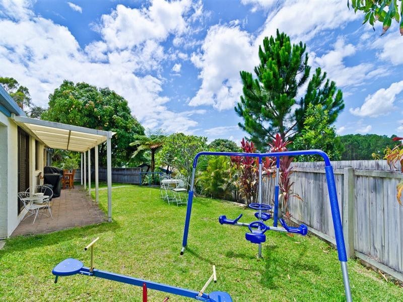 4 Ballidu Close, Elanora QLD 4221