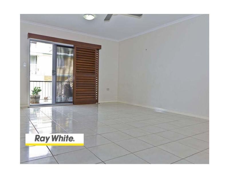 2/738 Pacific Parade, Currumbin QLD 4223