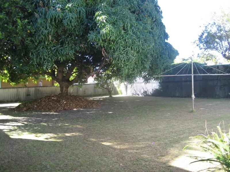 15 Moresby Avenue, Palm Beach QLD 4221