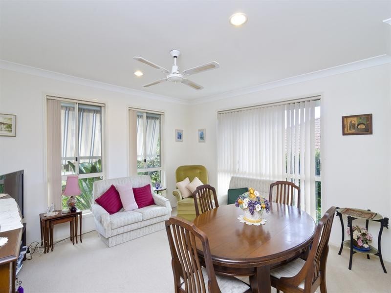 1/8 Janal Place, Currumbin Waters QLD 4223