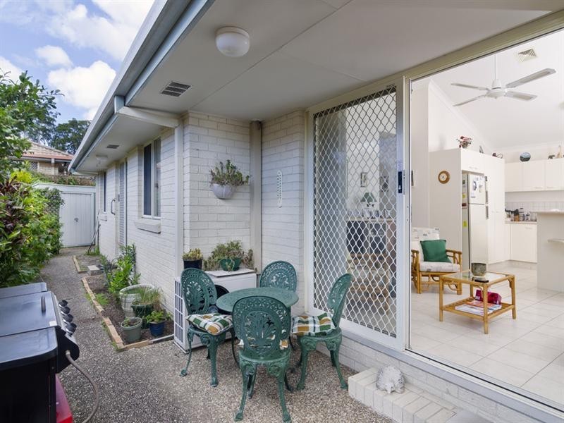 1/8 Janal Place, Currumbin Waters QLD 4223
