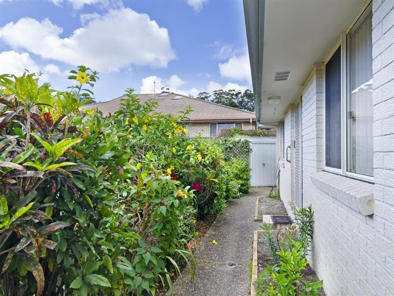 1/8 Janal Place, Currumbin Waters QLD 4223