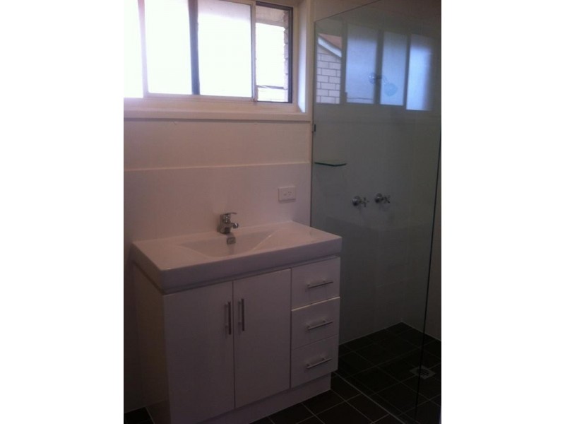 2/10 Leyte Avenue, Palm Beach QLD 4221