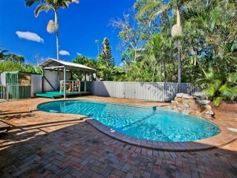 28 Spindle Street, Palm Beach QLD 4221