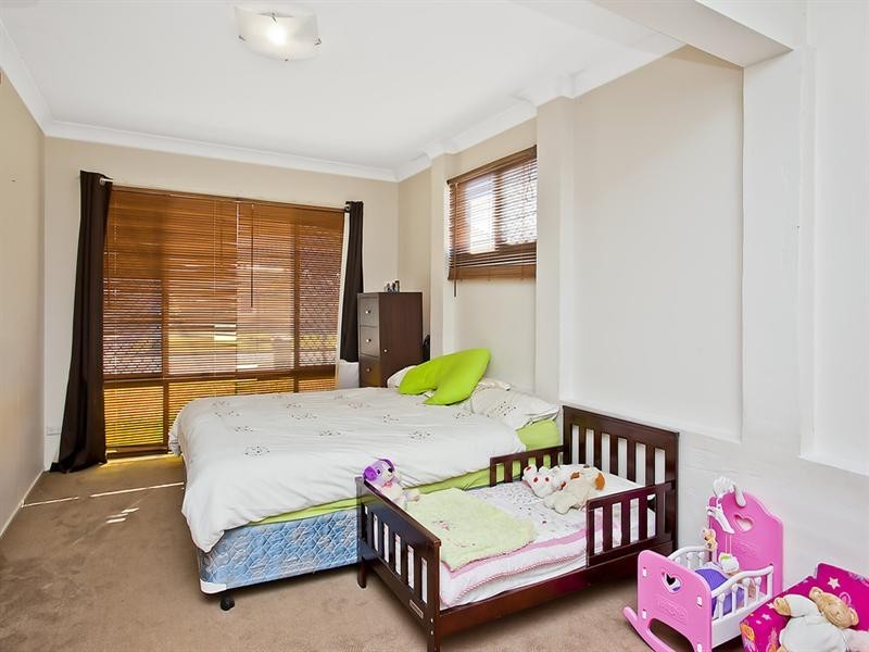 28 Spindle Street, Palm Beach QLD 4221