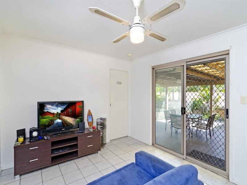 26 Rees Court, Elanora QLD 4221