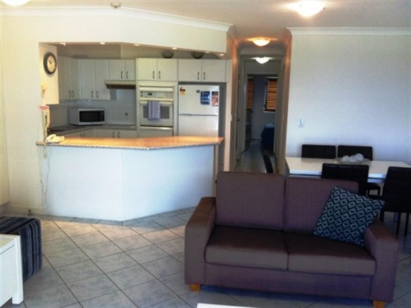 23/2 Seventeenth Avenue, Palm Beach QLD 4221