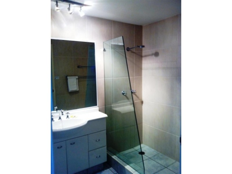 23/2 Seventeenth Avenue, Palm Beach QLD 4221