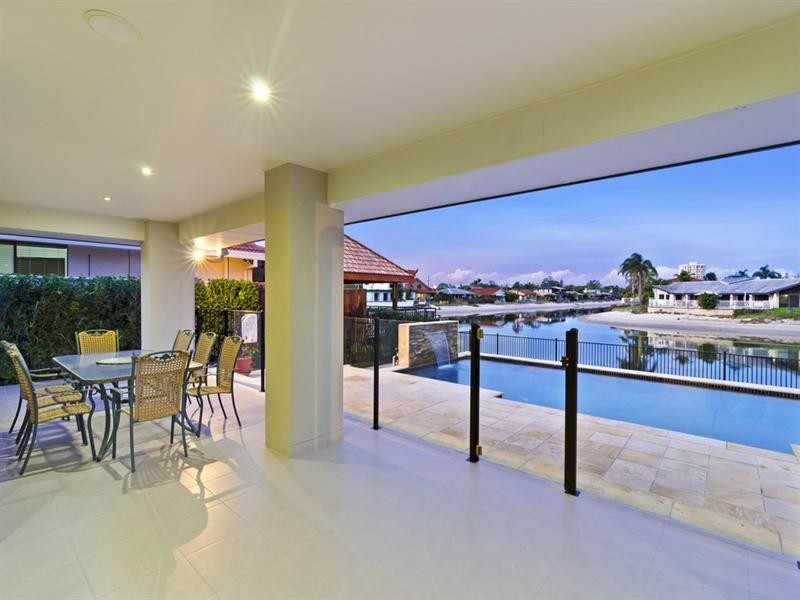 132 Mallawa Drive, Palm Beach QLD 4221